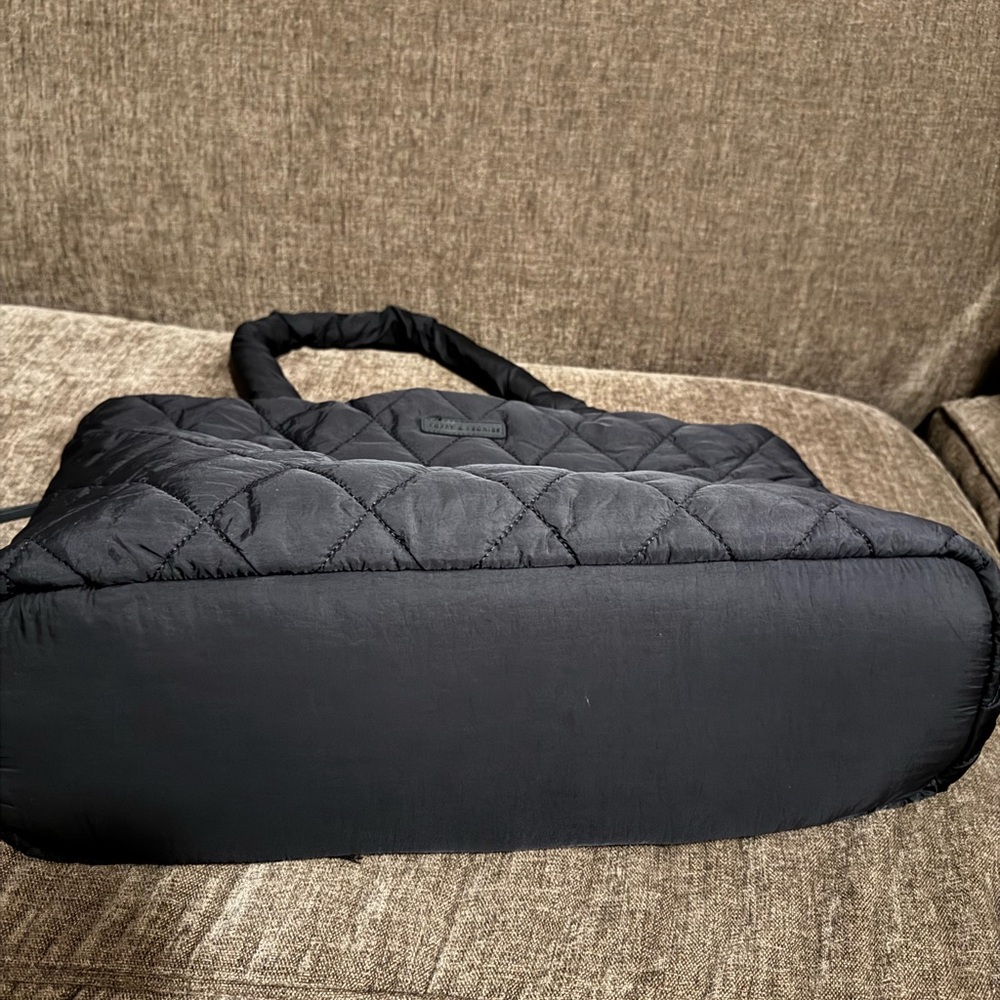 Poppy & Peonies Quilted Black Tote with Blush Pink Interior - Go Getter Tote - Picture 7 of 15